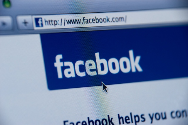 facebook news feed marketing for brands