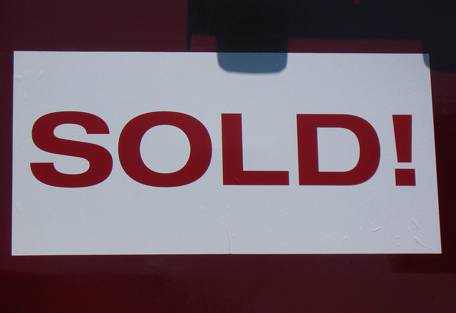 social selling, social media listening